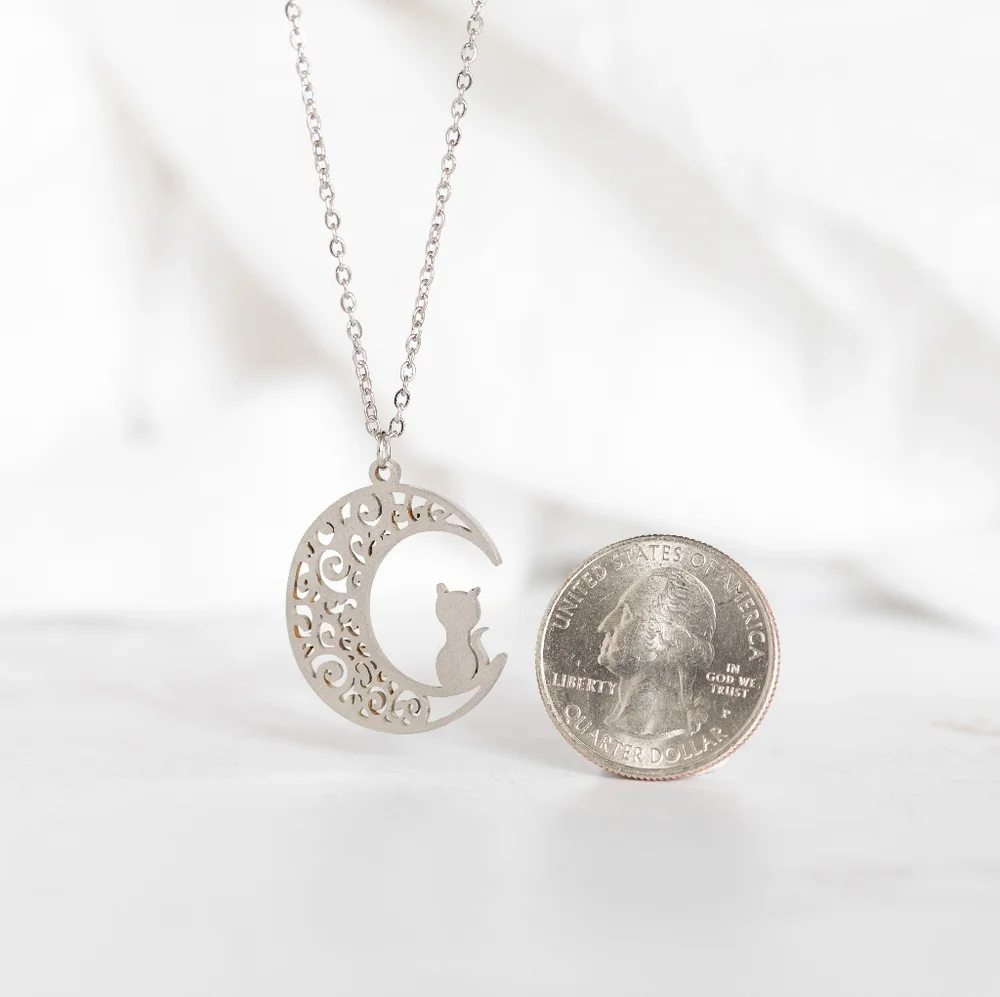 🔹️Sale🔹️2/$30 - Ornate Cat & Moon Necklace - Only 1 left! - Picture 5 of 6